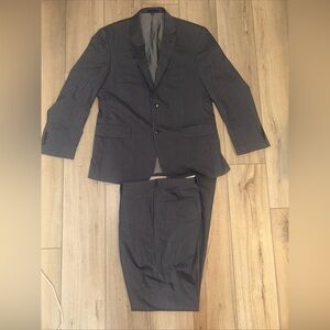 Jos A Bank Suit Mens 42R Gray Pinstripe 2 Button Wool Pants 38x31 Flat Front